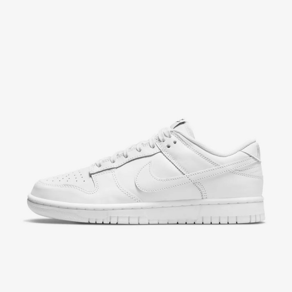 Nike retro cheap white shoes