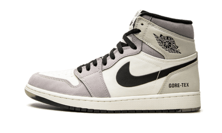 Nike sb x sales jordan 1 light bone